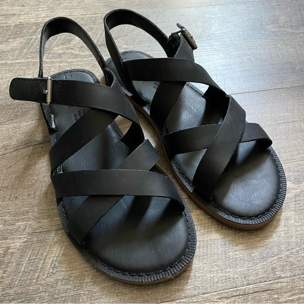 Toms Black Sandals (size 5)